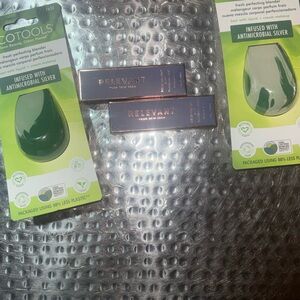 EcoTools Green Makeup Blenders + Relevant Beauty Foundation Sticks